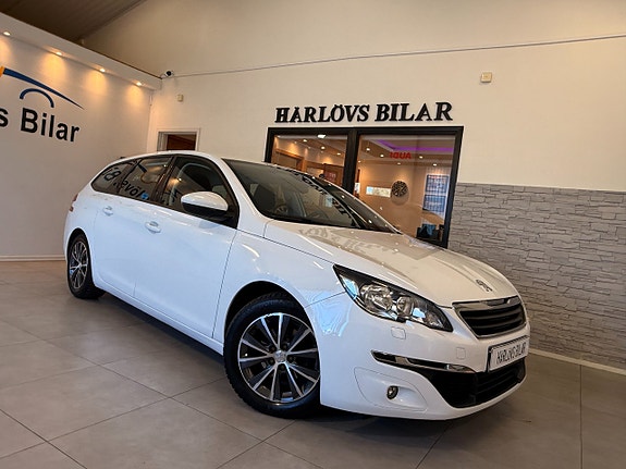 Peugeot 308 SW 7 of 15