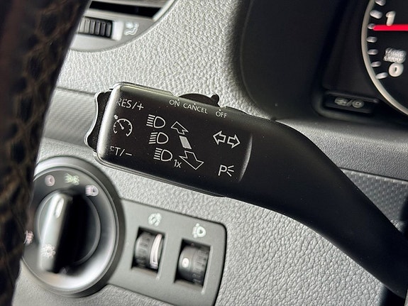 Volkswagen Caddy 15 of 19