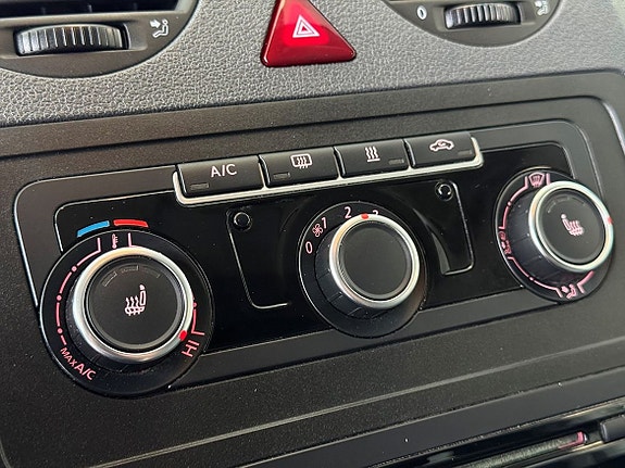 Volkswagen Caddy 13 of 19