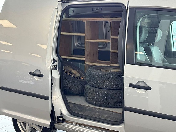 Volkswagen Caddy 17 of 19