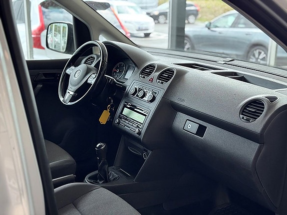 Volkswagen Caddy 12 of 19