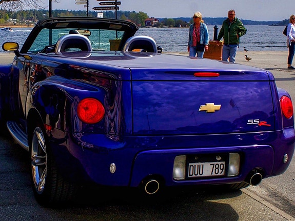 Chevrolet SSR 3 of 5