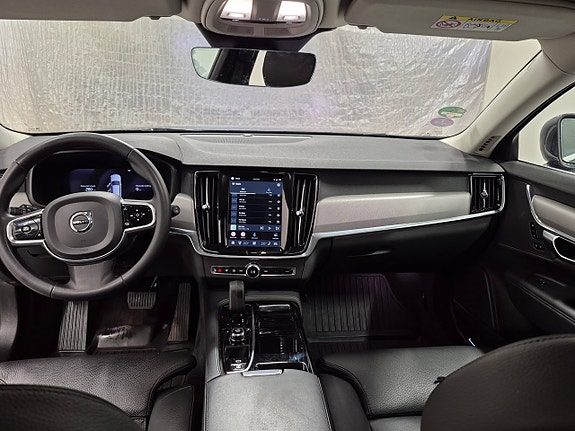 Volvo V90 6 of 11