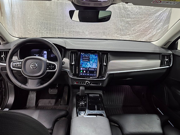 Volvo V90 6 of 12