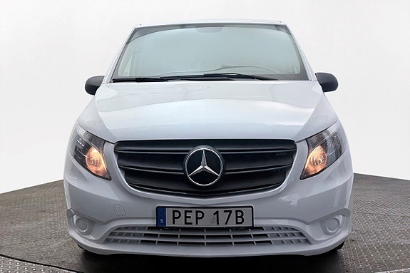 Mercedes-Benz Vito 110 3 of 5