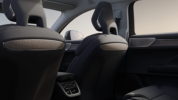 Volvo ES90 8 of 10