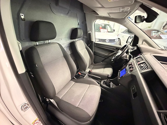 Volkswagen Caddy 8 of 23