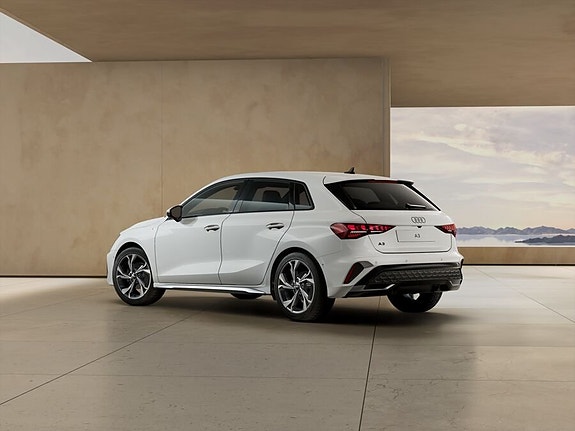 Audi A3 3 of 5
