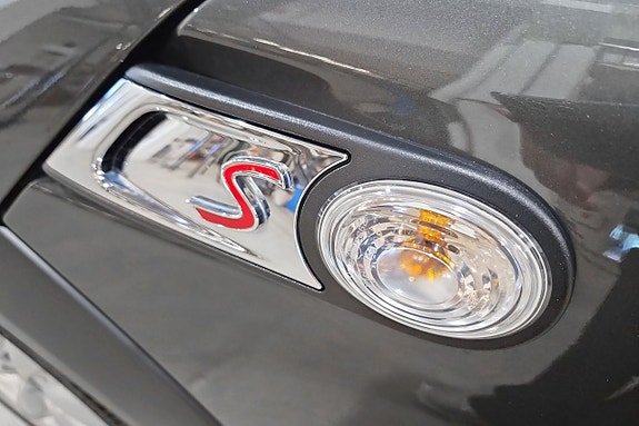 MINI Cooper S 22 of 23