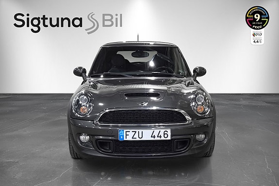 MINI Cooper S 8 of 23
