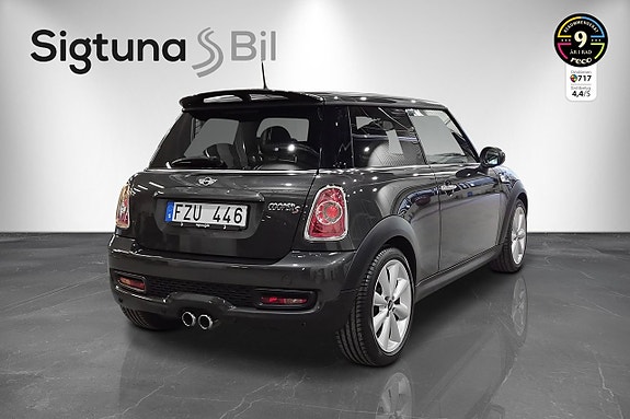 MINI Cooper S 5 of 23