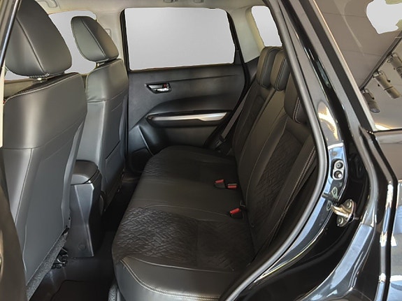 Suzuki Vitara 9 of 16