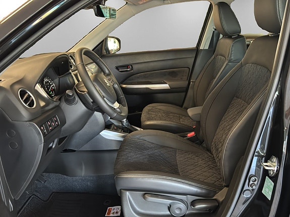 Suzuki Vitara 8 of 16