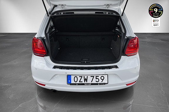 Volkswagen Polo 19 of 25