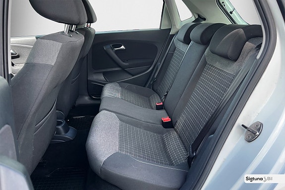Volkswagen Polo 12 of 25