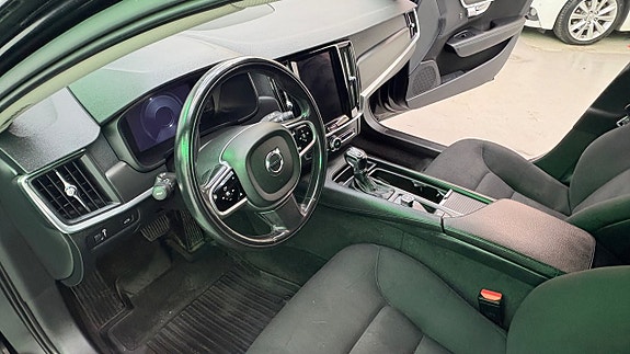 Volvo V90 11 of 20