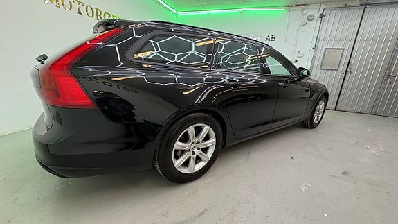 Volvo V90 7 of 20
