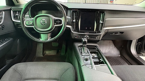 Volvo V90 12 of 20