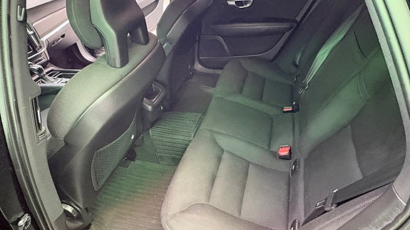 Volvo V90 17 of 20