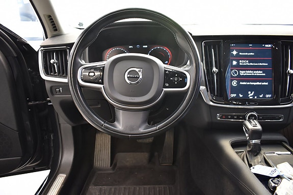 Volvo V90 7 of 8