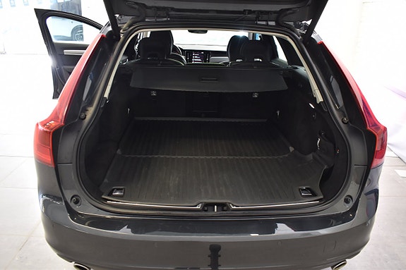 Volvo V90 8 of 8