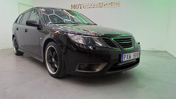Saab 9-3 2 of 5