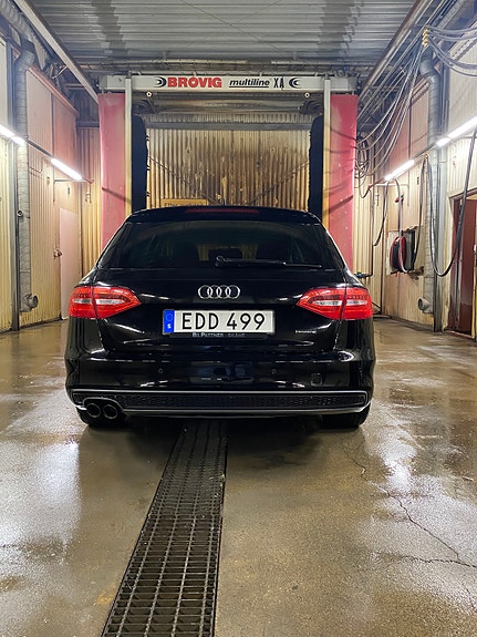 Audi A4 5 of 5