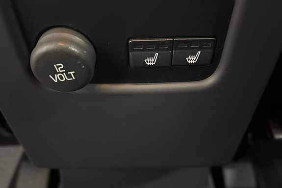 Volvo XC60 19 of 24