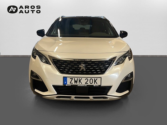 Peugeot 3008 2 of 5