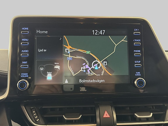 Toyota C-HR 20 of 24