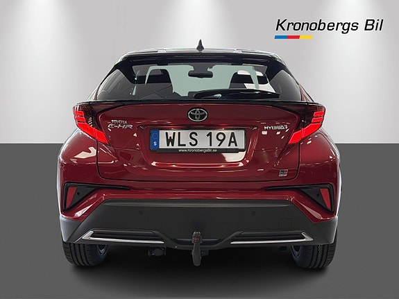 Toyota C-HR 5 of 24