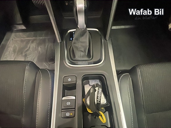 Renault Megane 12 of 14