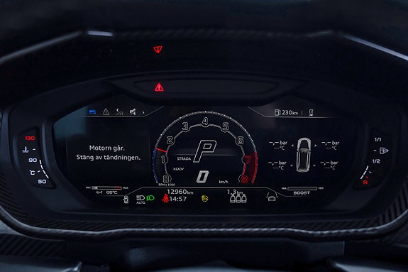 Lamborghini Urus 10 of 14
