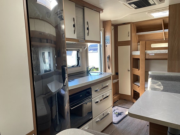 Hobby 560 kmfe de luxe 7 of 13