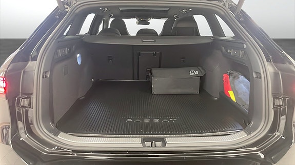 Volkswagen Passat 14 of 15