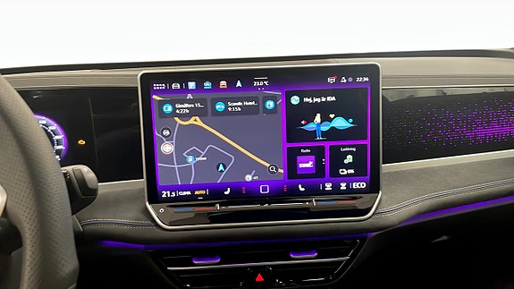 Volkswagen Passat 10 of 15