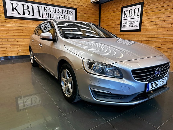 Volvo V60 8 of 22