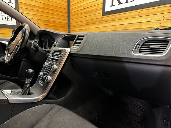 Volvo V60 21 of 22
