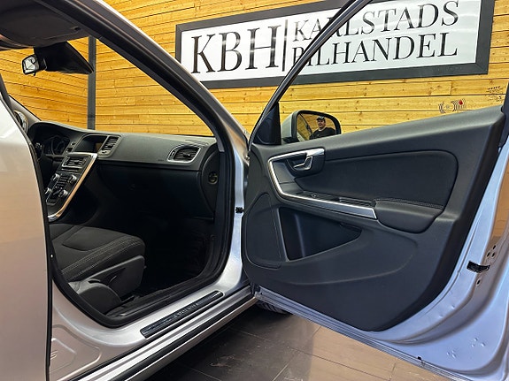 Volvo V60 20 of 22