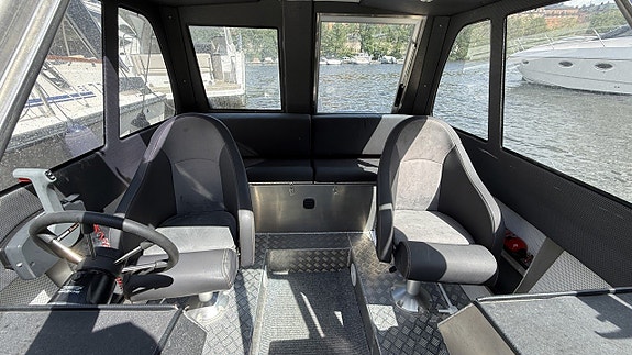 Alucraft 19 AC / Yamaha F130 - 18 RESERVERAD 4 of 5