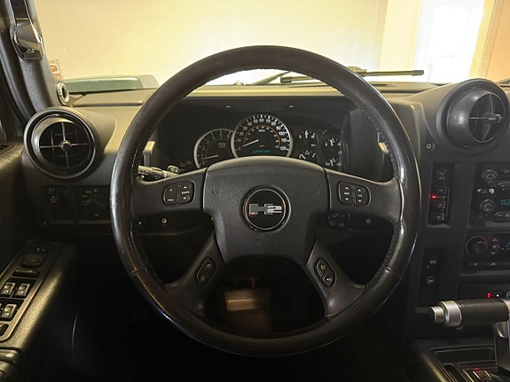 Hummer H2 8 of 17