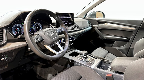 Audi Q5 7 of 22