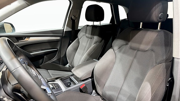 Audi Q5 8 of 22