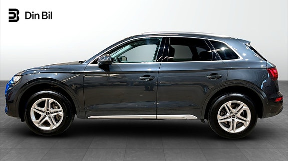 Audi Q5 2 of 5