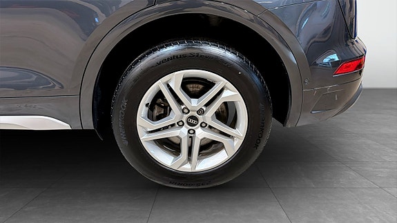 Audi Q5 6 of 22