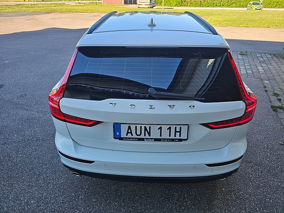Volvo V60 6 of 17