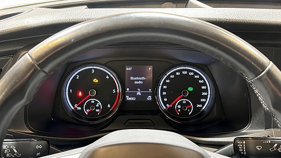 Volkswagen Transporter 19 of 19