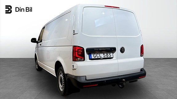 Volkswagen Transporter 3 of 5