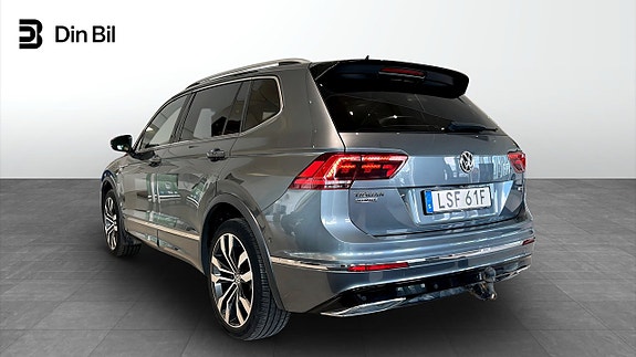 Volkswagen Tiguan Allspace 3 of 5