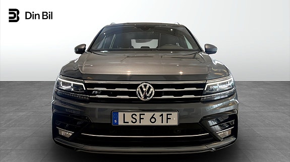 Volkswagen Tiguan Allspace 4 of 5